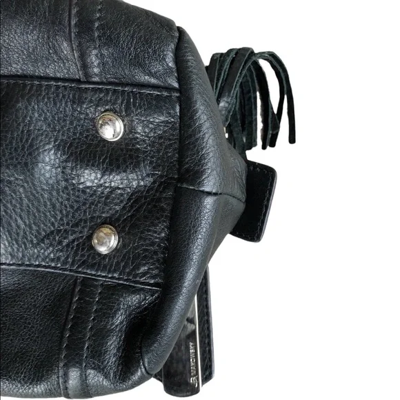 B. Makowsky Black, butter soft handbag - Picture 9 of 11